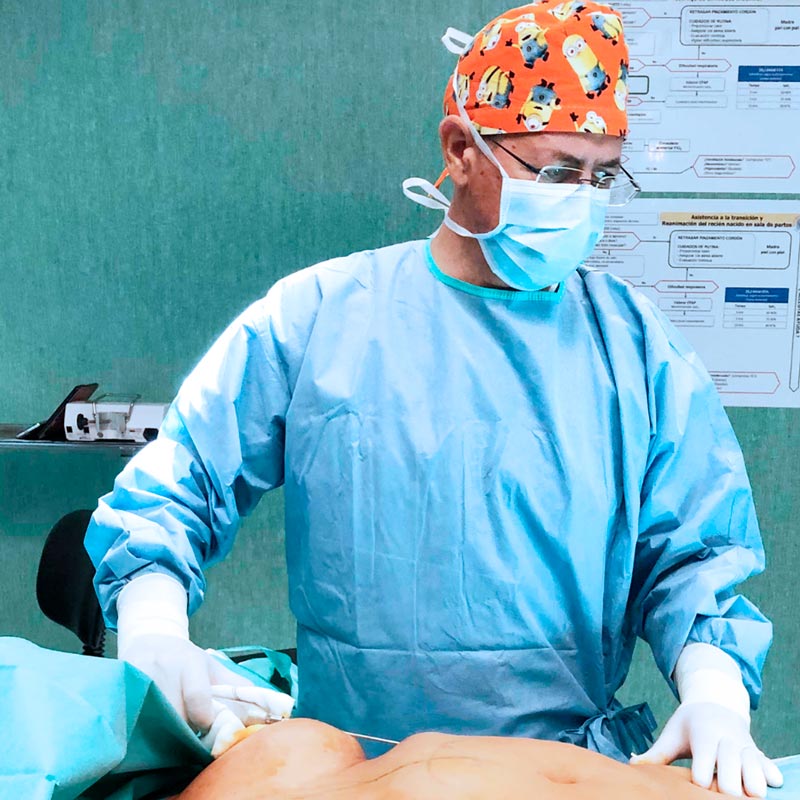 Dr Arán Cirujano Plástico