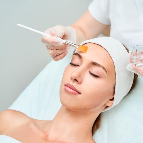 peeling facial químico en Barcelona