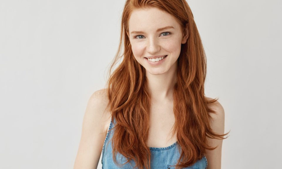 Afrontar un aumento de pecho en mujeres jóvenes