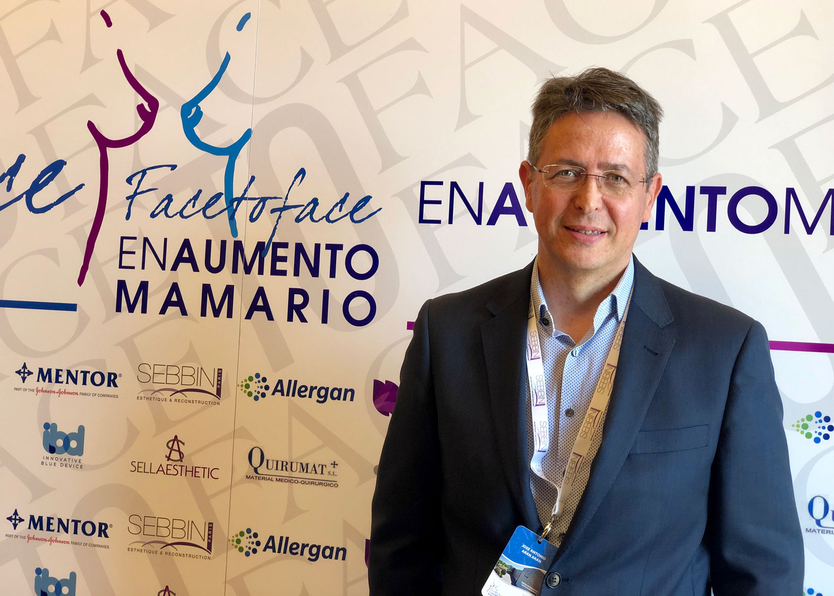 Congreso monográfico sobre aumento mamario